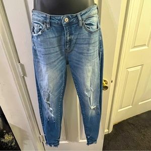 ❗️3 for $21❗️Skinny Jeans by KanCan